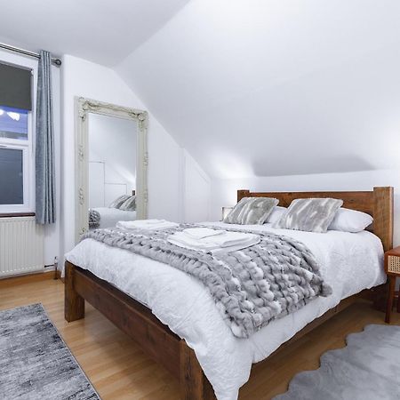Cosy Flat In London Lejlighed Ealing Eksteriør billede